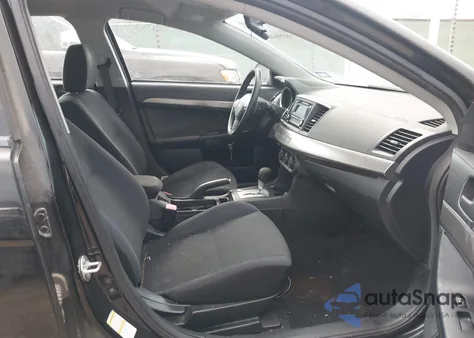 2014 Mitsubishi Lancer Es z USA, uszkodzony, nr VIN JA32U2FU8EU011216